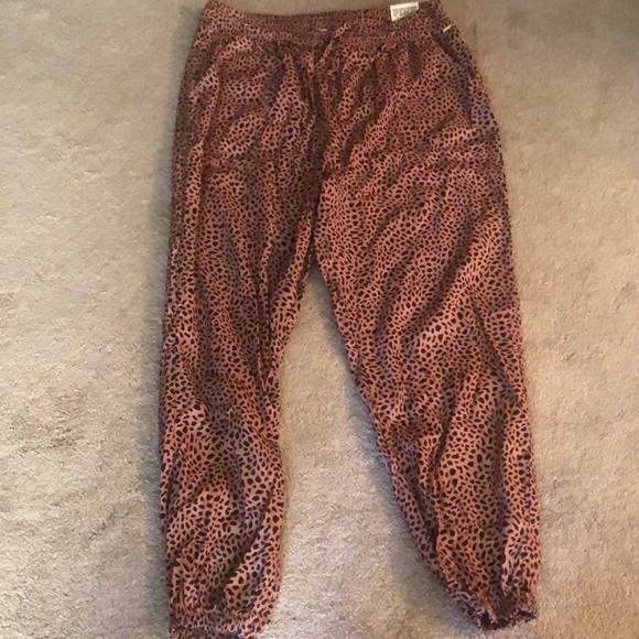 PINK Victoria's Secret Pants - Victoria secret joggers